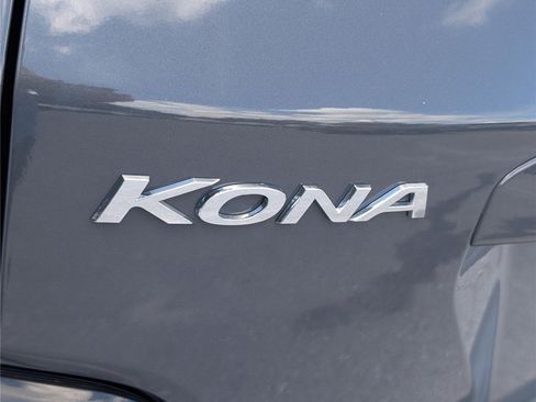 Used 2023 Hyundai Kona SEL w/ Cargo Package AWD/4WD image 9