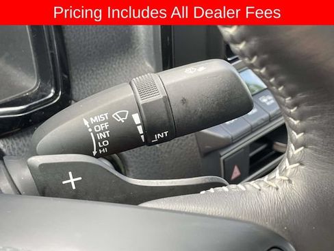 Used 2025 Toyota Camry SE FWD image 28