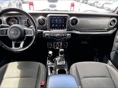 Used 2021 Jeep Wrangler Unlimited Sahara AWD/4WD image 10