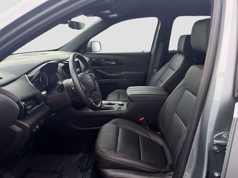 Used 2023 Chevrolet Traverse RS image 22
