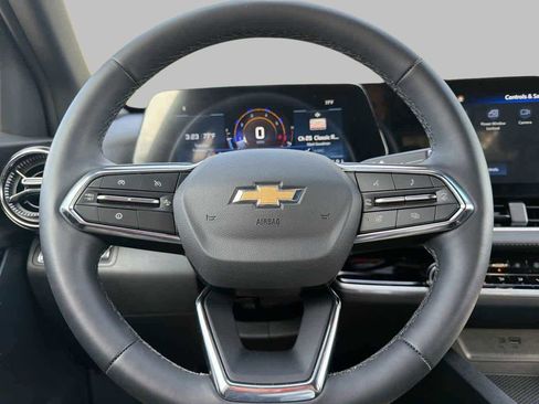 New 2026 Chevrolet Equinox LT w/ Convenience Package II image 26