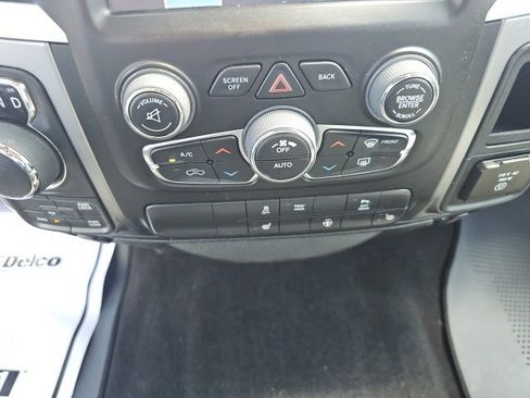 Used 2022 RAM 1500 Classic SLT w/ Electronics Convenience Group image 33