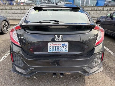Used 2018 Honda Civic Sport image 5