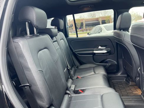 Used 2021 Mercedes-Benz GLB 250 4MATIC image 20