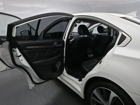 Used 2018 Subaru Legacy 2.5i Limited AWD/4WD image 18