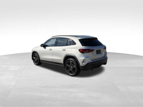 Certified 2022 Mercedes-Benz GLA 250 4MATIC image 3