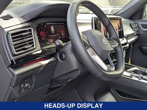 New 2024 Volkswagen Atlas Cross Sport SEL R-Line AWD/4WD image 12