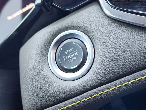 Used 2024 Chevrolet Colorado ZR2 w/ Safety Package image 21