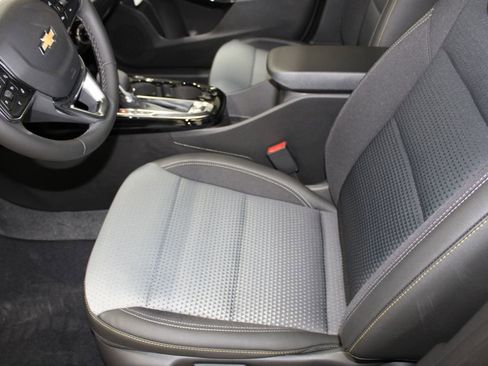 New 2026 Chevrolet Trax LT w/ Driver Confidence Package image 14