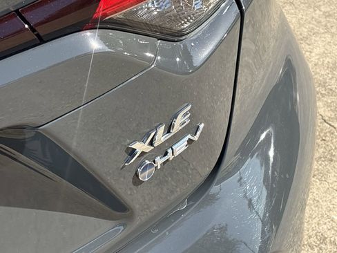 Used 2025 Toyota Corolla XLE image 21