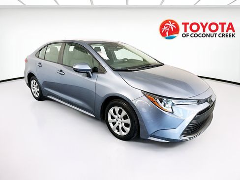 Used 2024 Toyota Corolla LE FWD image 1