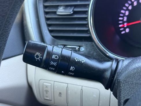 Used 2012 Kia Optima LX image 21