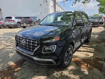 Used 2025 Hyundai Venue SEL