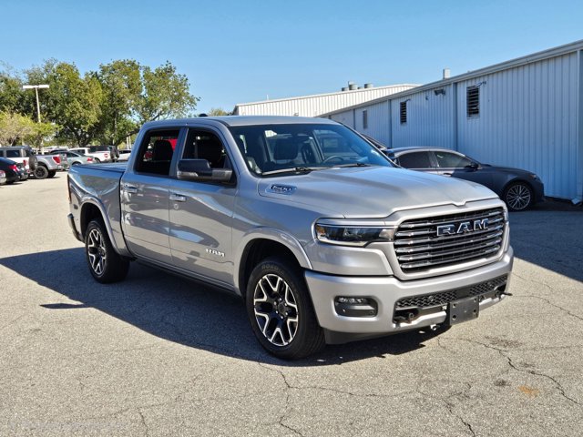 Used 2025 RAM 1500 Laramie w/ Laramie Southwest Edition AWD/4WD image 3