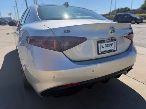 Used 2019 Alfa Romeo Giulia Ti Sport w/ Quick Order Package 22S Sport AWD/4WD image 7