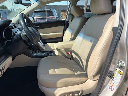 Used 2017 Subaru Outback 2.5i Limited AWD/4WD image 19
