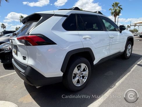 Used 2021 Toyota RAV4 XLE w/ Convenience Package AWD/4WD image 3