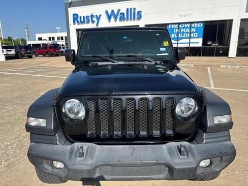 Used 2022 Jeep Wrangler Unlimited Sport AWD/4WD image 5