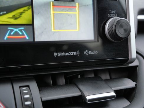 Certified 2022 Toyota RAV4 XSE image 33