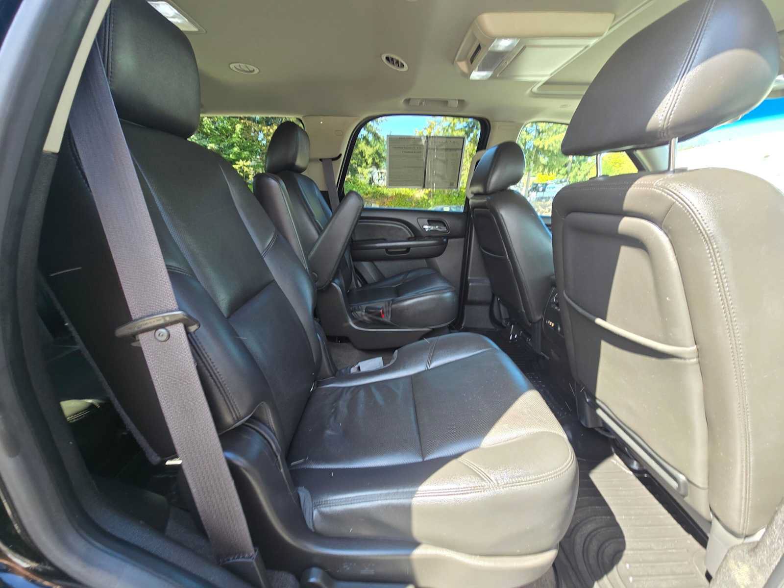 Used 2013 GMC Yukon Denali AWD/4WD image 12