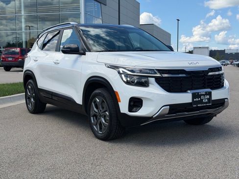 Used 2024 Kia Seltos S AWD/4WD image 1