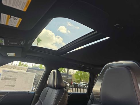 New 2026 INFINITI QX80 4WD w/ Sport Exterior Package image 24