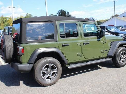 Used 2021 Jeep Wrangler Unlimited Sport image 25
