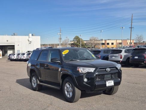 Used 2024 Toyota 4Runner SR5 image 2