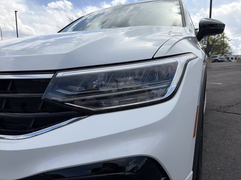 Certified 2024 Volkswagen Tiguan SE R-Line w/ MDO Package, Two-Row AWD/4WD image 9