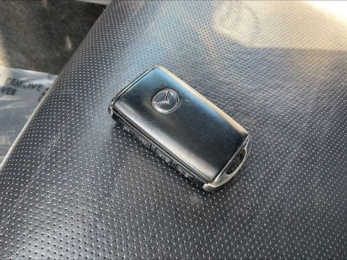 Used 2024 MAZDA CX-30 AWD 2.5 S w/ Premium Package image 37