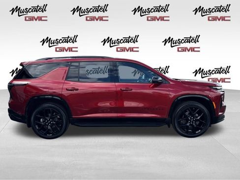Used 2024 Chevrolet Traverse RS w/ LPO, Floor Liner Package AWD/4WD image 2