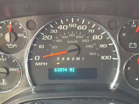 Used 2020 Chevrolet Express 2500 image 15