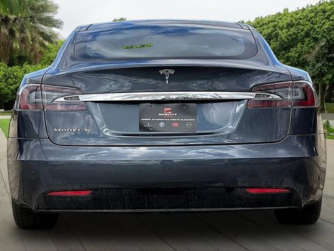 Used 2016 Tesla Model S 60 image 5