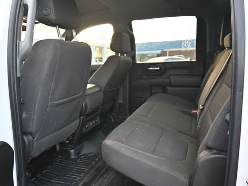 Used 2022 Chevrolet Silverado 2500 LT w/ Convenience Package image 17