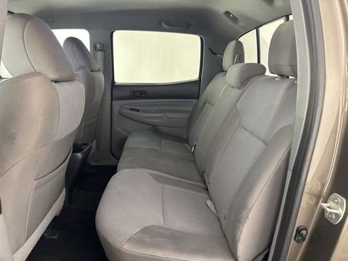 Used 2013 Toyota Tacoma 4x4 Double Cab image 26