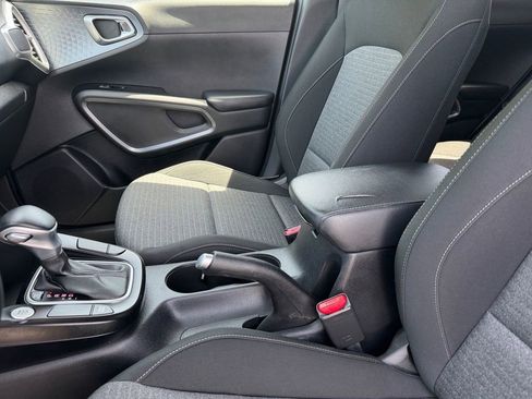 Used 2020 Kia Soul GT-Line w/ GT 2.0L Power Sunroof Package FWD image 12