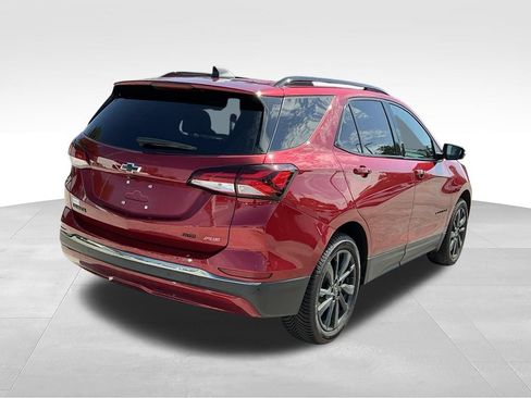 Used 2023 Chevrolet Equinox RS w/ RS Leather Package AWD/4WD image 9