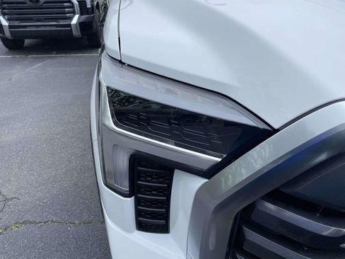 New 2026 Toyota Tundra Limited AWD/4WD image 18