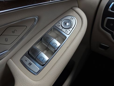 Used 2018 Mercedes-Benz GLC 300 image 29