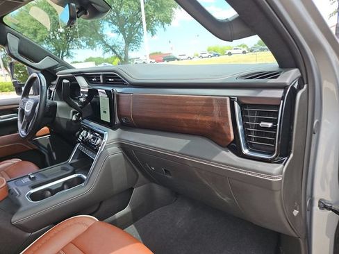 Used 2024 GMC Sierra 2500 Denali Ultimate w/ Max Trailering Package AWD/4WD image 28