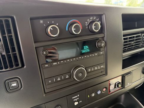 New 2026 Chevrolet Express 4500 w/ Power Convenience Package RWD image 19