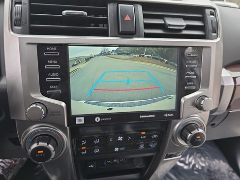 Used 2020 Toyota 4Runner Limited image 27