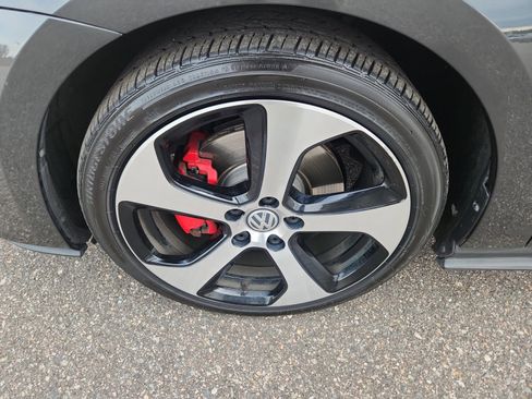 Used 2017 Volkswagen GTI Autobahn image 27