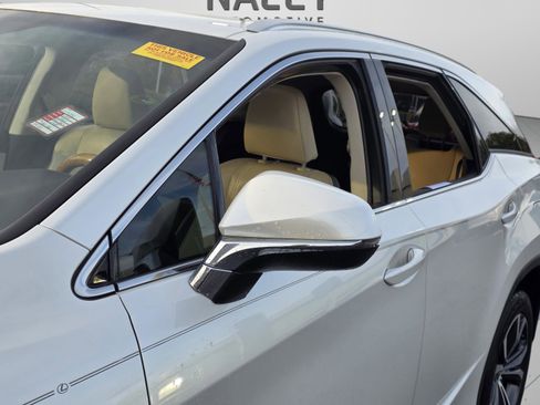 Used 2018 Lexus RX 350L w/ Premium Package image 28