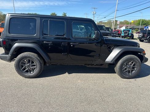 New 2026 Jeep Wrangler Unlimited Sport AWD/4WD image 6