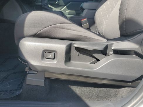 Certified 2024 Toyota Tacoma SR image 18