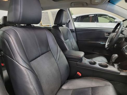 Used 2013 Toyota Avalon Limited image 14