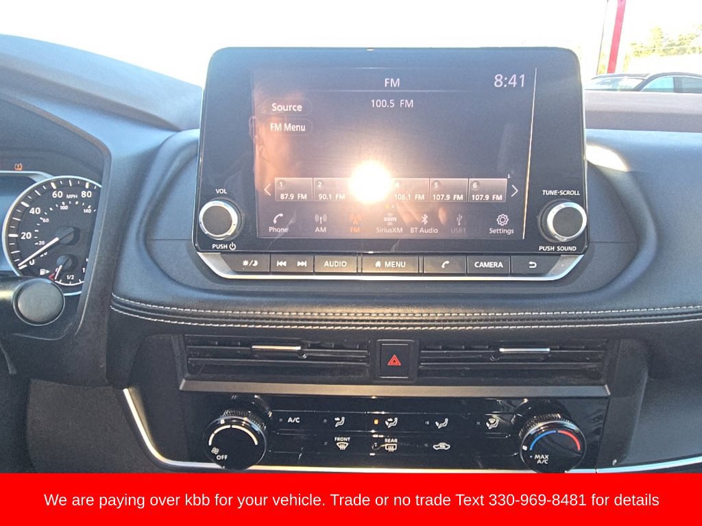 Used 2023 Nissan Rogue S AWD/4WD image 14