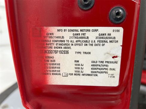 Used 2006 GMC Sierra 3500 SLT w/ Heavy-Duty Power Package image 25