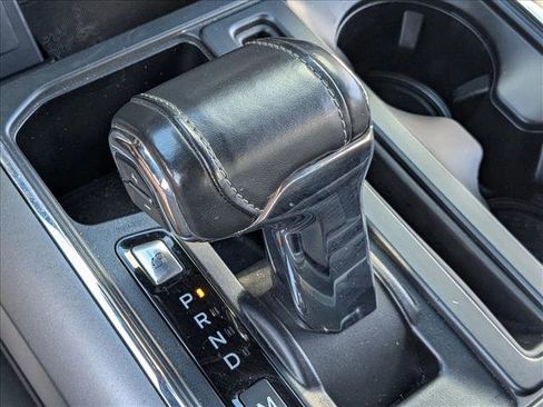 Used 2021 Ford F150 Lariat image 12